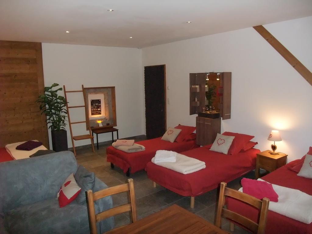 Le Domaine Du Grand Cellier Chambres D'Hotes En Savoie Tournon ภายนอก รูปภาพ