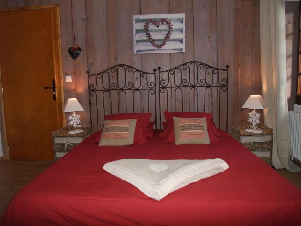 Le Domaine Du Grand Cellier Chambres D'Hotes En Savoie Tournon ห้อง รูปภาพ